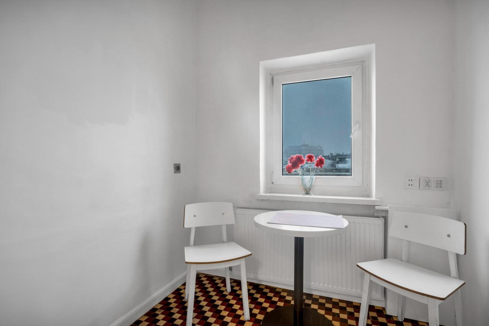 Plac Zbawiciela Spacious Apartament *